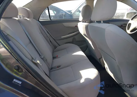 2010 Toyota Corolla Le z USA, uszkodzony, nr VIN JTDBU4EE6AJ083504